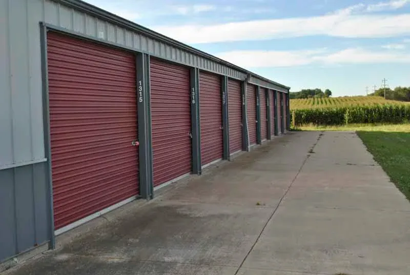 Storage units in Macomb, IL.