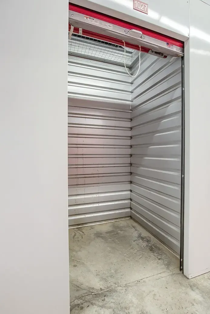 Small opened storage unit