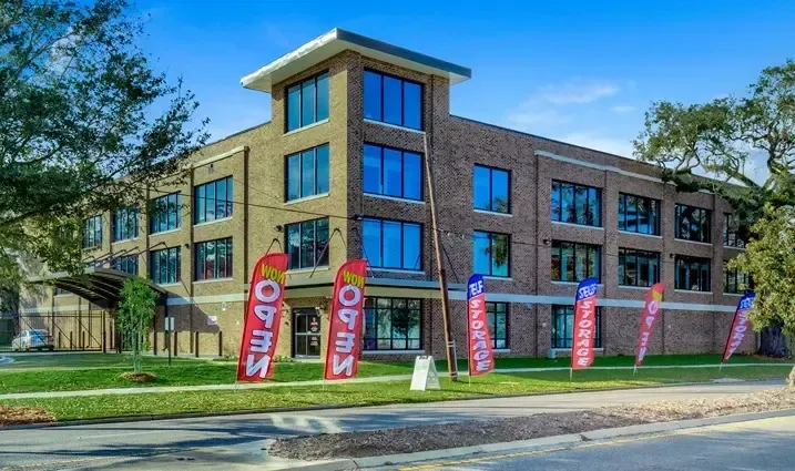 Sale flags at a storage facility